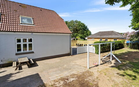 Essie - 20Km from the Sea: Holz, Dach, Die Architektur, Zuhause, Haus, Hütte, Abstellgleis, Hartholz, Steigung, Estate