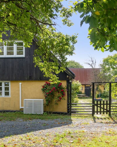 Hansen - 5.2Km from the Sea