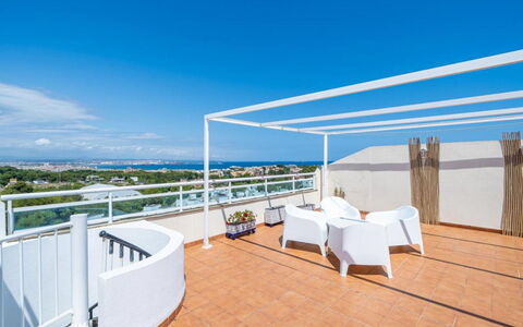 Atico Bellavista: Wohnung, Balkon, Eigentumswohnung, Zaun, Gartenmöbel