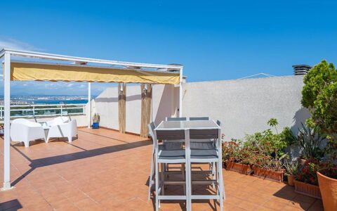 Atico Bellavista: Wohnung, Balkon, Eigentumswohnung, Zaun, Gartenmöbel