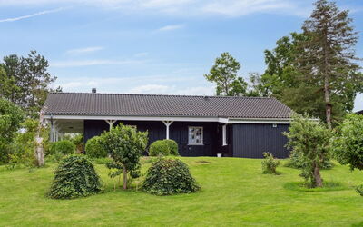 Lazorka - 200M from the Sea