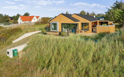 Bena - 800M from the Sea