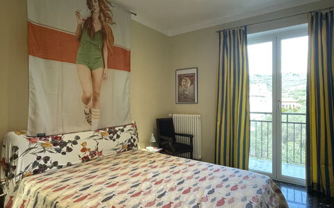 Le Palme: Möbel, Eigentum, Gebäude, Fenster, Komfort, Azurblau, Holz, Bett, Textil, Beleuchtung