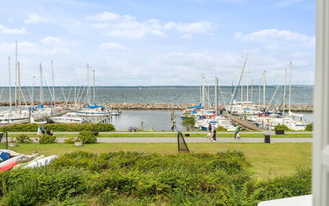 Merete - 50M from the Sea: Dach, Haus, Zuhause, Hütte, Abstellgleis, Estate, Auffahrt, Gartenbauten, Garten, Schuppen