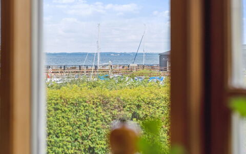 Merete - 50M from the Sea: Dach, Haus, Zuhause, Hütte, Abstellgleis, Estate, Auffahrt, Gartenbauten, Garten, Schuppen