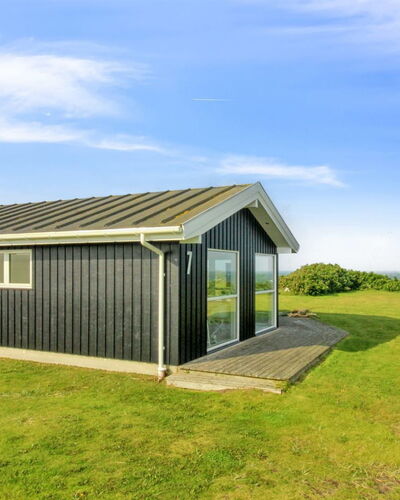 Normand - 50M from the Sea