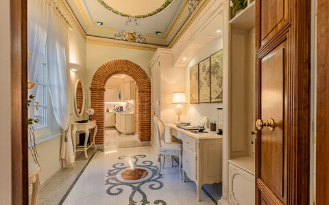 Charming Apartment Cartoni - Città Della Pieve, Um: Möbel, Eigentum, Bilderrahmen, Tabelle, Stuhl, Interior Design, Gebäude, Halle, Holz, Haus