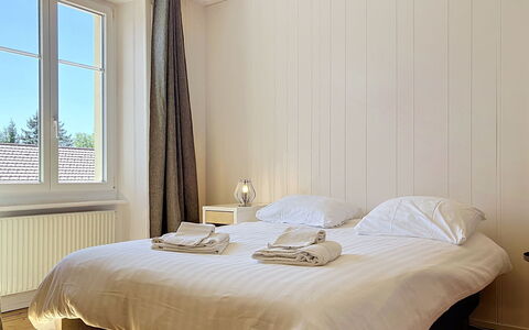 Grand-Rue 143: Schwimmbad, Bauernhaus, Estate, Villa, Resort, Hazienda, Eco Hotel, Hinterhof