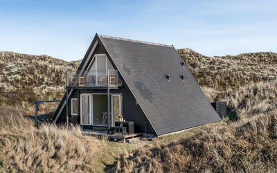 Pauli - 350M from the Sea