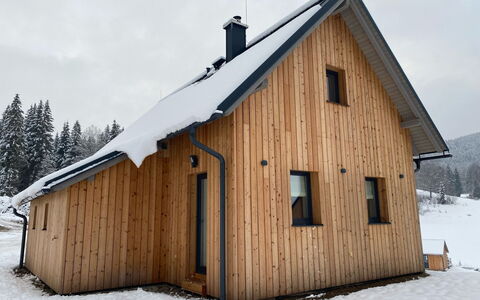 Muhu: Schnee, Himmel, Gebäude, Tür, Fenster, Haus, Holz, Steigung, Sugar House, Hütte