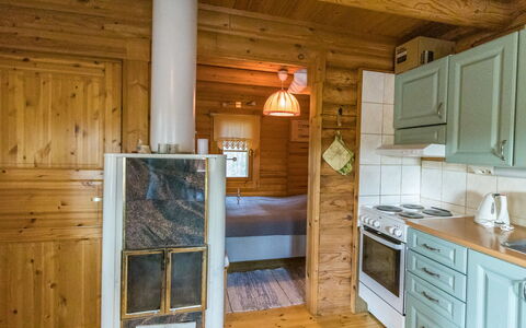 Kuukkelin Tupa 1: Interior Design, Flooring, Holz, Decke, Cabinetry, Küche, Fussboden, Möbel, Zimmer, Countertop