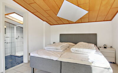 Nalin - 500M from the Sea