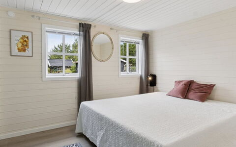 Byrial - 600M from the Sea: Holz, Flooring, Decke, Fussboden, Interior Design, Zuhause, Zimmer, Holzboden, Hartholz, Planke