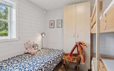 Byrial - 600M from the Sea: Holz, Flooring, Fussboden, Interior Design, Decke, Zimmer, Holzboden, Schlafzimmer, Hartholz, Planke
