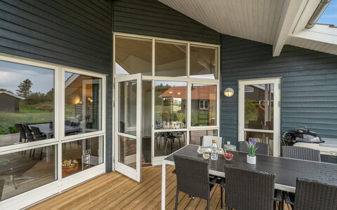 Sylwia - from the Sea: Holz, Flooring, Zuhause, Fussboden, Decke, Tür, Holzboden, Veranda, Hartholz, Abstellgleis