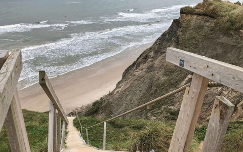 Skyler - 400M from the Sea: Küste, Küsten Und Ozeanische Forms, Treppe, Terrain, Ufer, Meer, \Fels, Strand, Ozean
