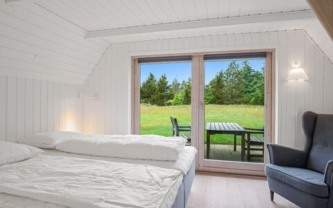 Gorjan - 1.2Km from the Sea: Holz, Decke, Schlafzimmer, Zuhause, Interior Design, Flooring, Fussboden, Bett, Möbel, Hartholz