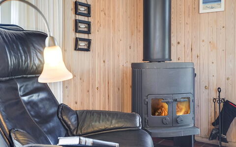 Kirsten - 800M from the Sea: Flooring, Möbel, Interior Design, Fussboden, Holzofen, Feuerstelle, Beleuchtung, Zimmer, Wohnzimmer, Haushaltsgerät