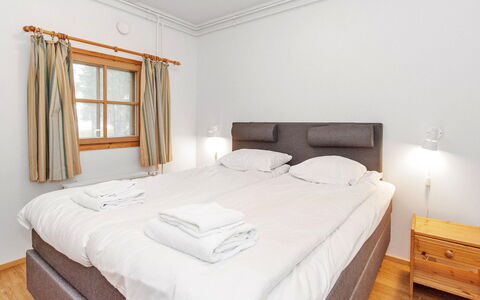 Kulta-Käkönen 10 by Bomba: Bett, Möbel, Schlafzimmer, Interior Design, Bedding, Bettdecke, Flooring, Holz, Fussboden, Zimmer
