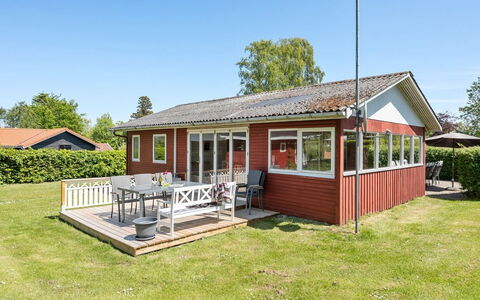 Momo - 570M from the Sea: Decke, Flooring, Interior Design, Fussboden, Verbundwerkstoff, Möbel, Resort, Hotel, Design, Daylighting