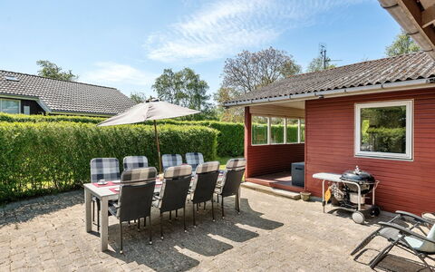 Momo - 570M from the Sea: Decke, Flooring, Interior Design, Fussboden, Verbundwerkstoff, Möbel, Resort, Hotel, Design, Daylighting