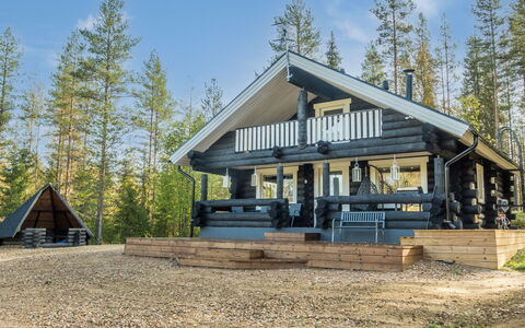 Vaaranpää: Holz, Hütte, Dach, Blockhaus, Abstellgleis, Holz, Schatten, Winter, Hütte, Veranda
