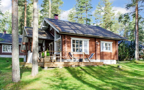 Honkakoli 4: Bett, Möbel, Schlafzimmer, Interior Design, Bedding, Bettdecke, Flooring, Holz, Fussboden, Zimmer