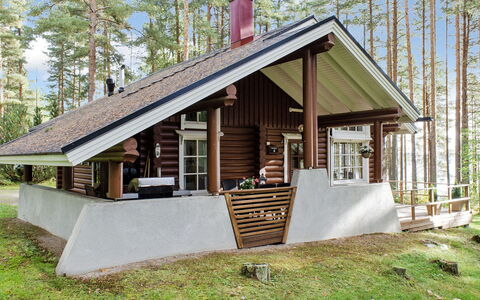 Honkakoli 4: Bett, Möbel, Schlafzimmer, Interior Design, Bedding, Bettdecke, Flooring, Holz, Fussboden, Zimmer