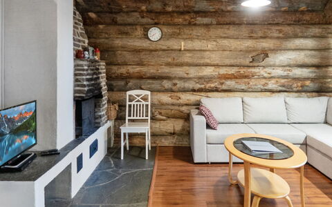 Vuokatinportti B3, Lemminkäinen: Holz, Hütte, Zuhause, Blockhaus, Holz, Abstellgleis, Hartholz, Natürliches Material, Gartenbauten, Hütte
