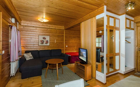 Sotka 7 by Bomba: Bett, Möbel, Schlafzimmer, Interior Design, Bedding, Bettdecke, Flooring, Holz, Fussboden, Zimmer