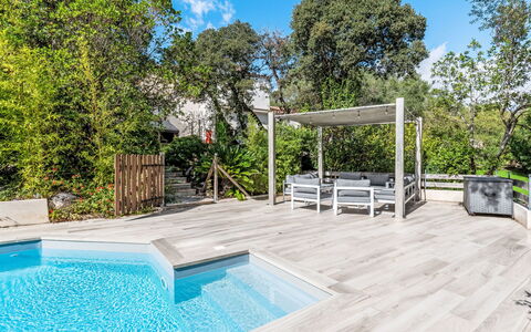 Villa Romana: Schwimmbad, Verbundwerkstoff, Schatten, Deck, Gartenmöbel, Eco Hotel, Outdoor Struktur, Garten, Landscaping, Resort