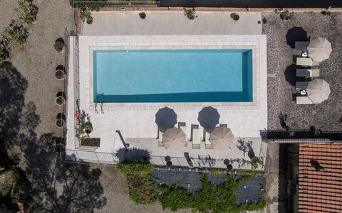 Anilde, Holiday Home with Pool, Wifi, Tuscany: Pflanze, Fenster, Gebäude, Wasser, Azurblau, Rechteck, Urban Design, Fassade, Kunst, Schatten