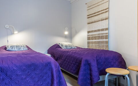 Saarihely B 9: Interior Design, Fussboden, Holz, Decke, Flooring, Schlafzimmer, Bettdecke, Beleuchtung, Bett, Zimmer