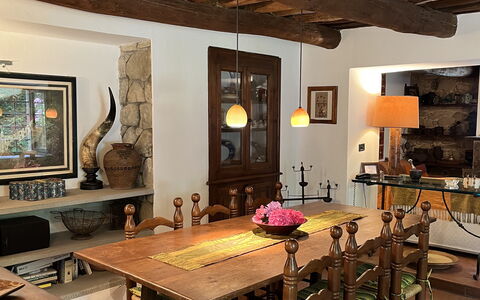 Molin Barletta, Private Pool, Nature - Marliana, T: Möbel, Interior Design, Flooring, Tabelle, Stuhl, Holz, Fussboden, Küche & Esszimmer Tisch, Esszimmer, Decke