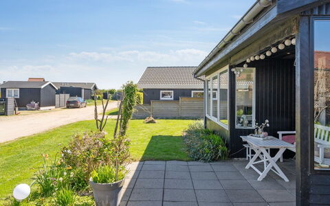 Elisabeta - 60M from the Sea: Zuhause, Hütte, Veranda, Abstellgleis, Bauernhaus, Outdoor Struktur