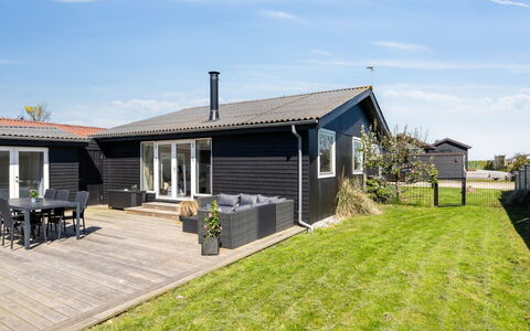 Elisabeta - 60M from the Sea: Zuhause, Hütte, Veranda, Abstellgleis, Bauernhaus, Outdoor Struktur