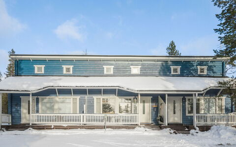 Kuksatie 8 B: Winter, Schnee, Dach, Zuhause, Hütte, Einfrieren, Abstellgleis, Schiebefenster, Veranda, Daylighting