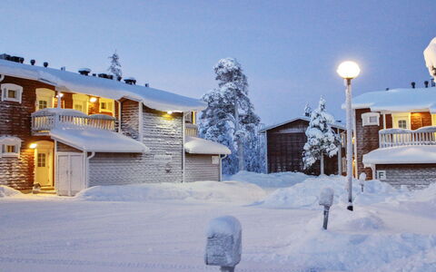 Luulampi F6: Schnee, Winter, Haus, Zuhause, Wohngebiet, Dach, Einfrieren, Hütte, Menschliche Siedlung
