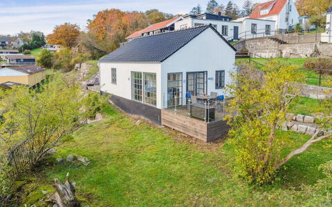 Eleana - 300M from the Sea: Holz, Dach, Die Architektur, Zuhause, Haus, Hütte, Abstellgleis, Hartholz, Steigung, Estate