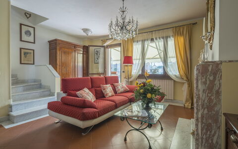 La Bouganville, Forte Dei Marmi, Private Garden, W: Möbel, Interior Design, Couch, Flooring, Fussboden, Wohnzimmer, Zimmer, Holz, Decke, Tabelle