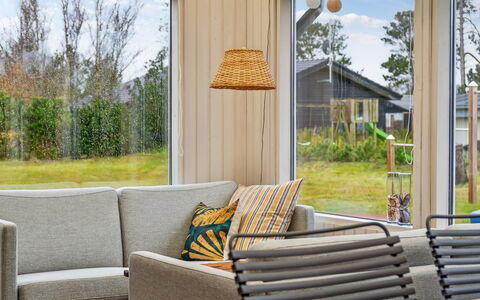 Ubavka - 200M from the Sea: Holz, Zuhause, Veranda, Deck, Hartholz, Dach, Holzbeize, Holzboden, Eco Hotel