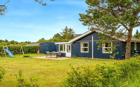 Ubavka - 200M from the Sea: Holz, Zuhause, Veranda, Deck, Hartholz, Dach, Holzbeize, Holzboden, Eco Hotel