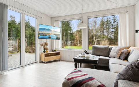 Suvi - 700M from the Sea: Holz, Interior Design, Zuhause, Wohnzimmer, Decke, Zimmer, Couch, Hütte, Hartholz