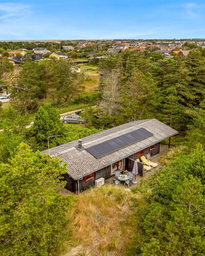 Vemund - 300M from the Sea