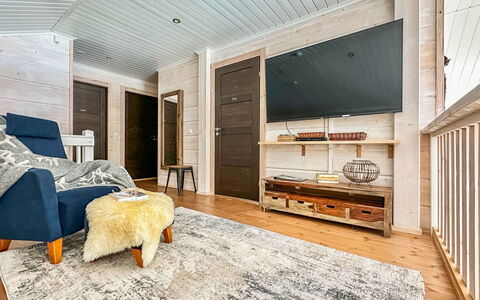 Kontiokota: Flooring, Möbel, Interior Design, Fussboden, Holzboden, Holz, Decke, Wohnzimmer, Zimmer, Beleuchtung