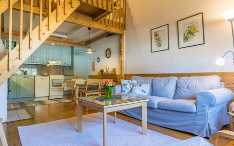 Teerenpesue G 60: Möbel, Interior Design, Flooring, Fussboden, Holz, Zimmer, Decke, Couch, Wohnzimmer, Wohnung