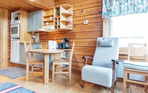 Pikku-Veke: Holz, Haus, Schnee, Hütte, Zuhause, Winter, Dach, Einfrieren, Abstellgleis, Steigung