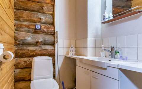 Kiilopalkinen: Toilleten Sitz, Flooring, Toilette, Armatur, Holz, Fussboden, Badezimmer, Bad Sink, Sinken, Installation