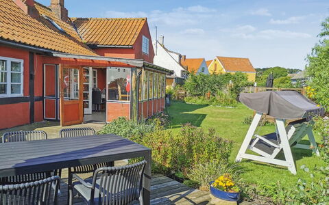 Elvira - 300M from the Sea: Holz, Dach, Die Architektur, Zuhause, Haus, Hütte, Abstellgleis, Hartholz, Steigung, Estate