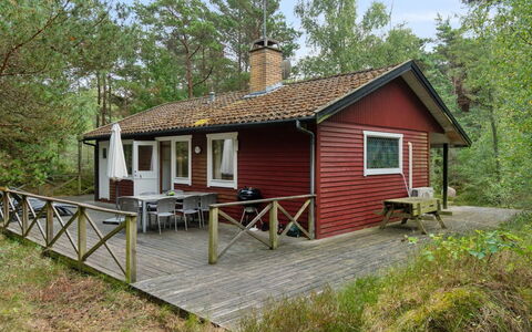 Vasil - 1.2Km from the Sea: Holz, Dach, Die Architektur, Zuhause, Haus, Hütte, Abstellgleis, Hartholz, Steigung, Estate